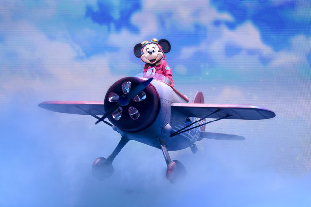 終演する「ビッグバンドビート」のイベントも開催中！暑さやわらぐレイトサマーの東京ディズニーシーを満喫