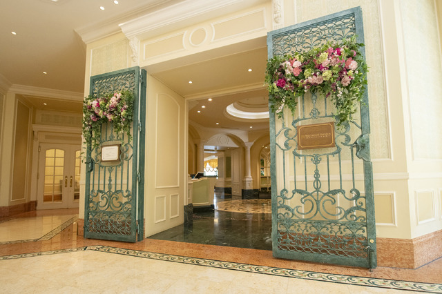 「シャーウッドガーデン・レストラン」（ブッフェレストラン）