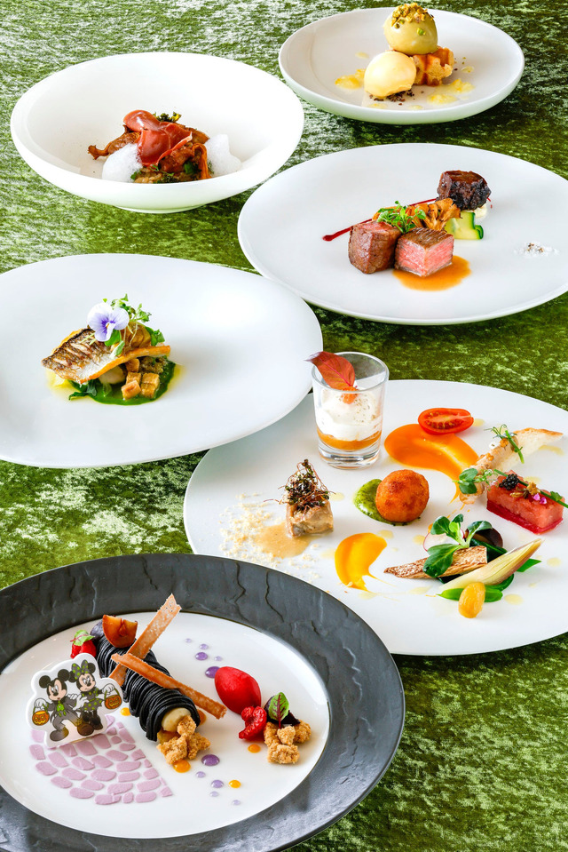 ベッラヴィスタ・ラウンジ（イタリア料理） “ディズニー・ハロウィーン” グルメディナーコース