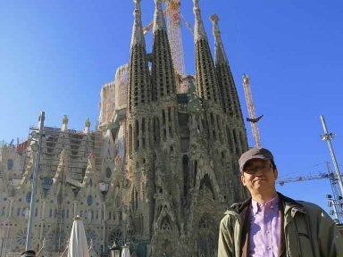 [ミニコラム①]余力で神山健治監督の短編アニメ『Xi AVANT （クロッシィアバン）』の「聖地巡礼」もできました。サグラダ・ファミリア教会