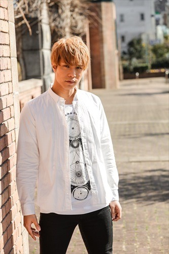 ジョジョ第4部主題歌に「Crazy Noisy Bizarre Town」　男性3人新ユニット“THE DU”が歌う