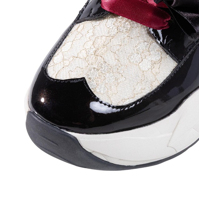 「カードキャプターさくら アイコニック シューズオブジェ ドレス スニーカー」アカデミック・ノクターン