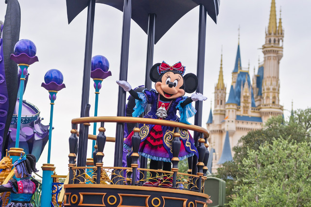 高気温で大人気パレードは中止に…！　東京ディズニーランドの“Dハロ”が明日開幕！