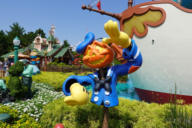 高気温で大人気パレードは中止に…！　東京ディズニーランドの“Dハロ”が明日開幕！