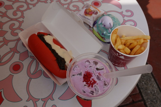 高気温で大人気パレードは中止に…！　東京ディズニーランドの“Dハロ”が明日開幕！