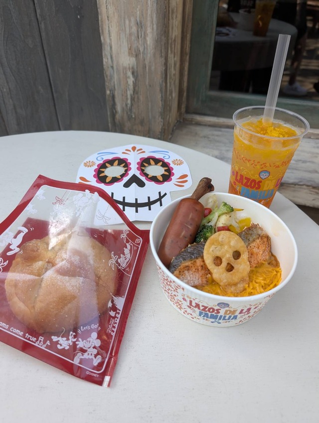 ミゲルも登場！東京ディズニーシー、ディズニー＆ピクサー映画『リメンバー・ミー』の世界がテーマの「ラソス・デ・ラ・ファミリア」初開催！