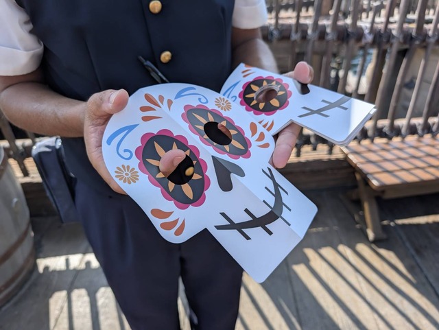 ミゲルも登場！東京ディズニーシー、ディズニー＆ピクサー映画『リメンバー・ミー』の世界がテーマの「ラソス・デ・ラ・ファミリア」初開催！