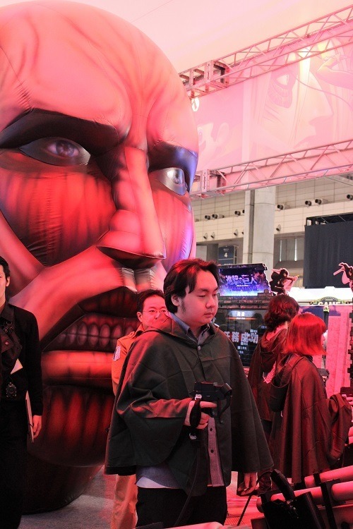 待望の筐体実演も！アーケードゲーム「進撃の巨人 TEAM BATTLE」JAEPOで披露