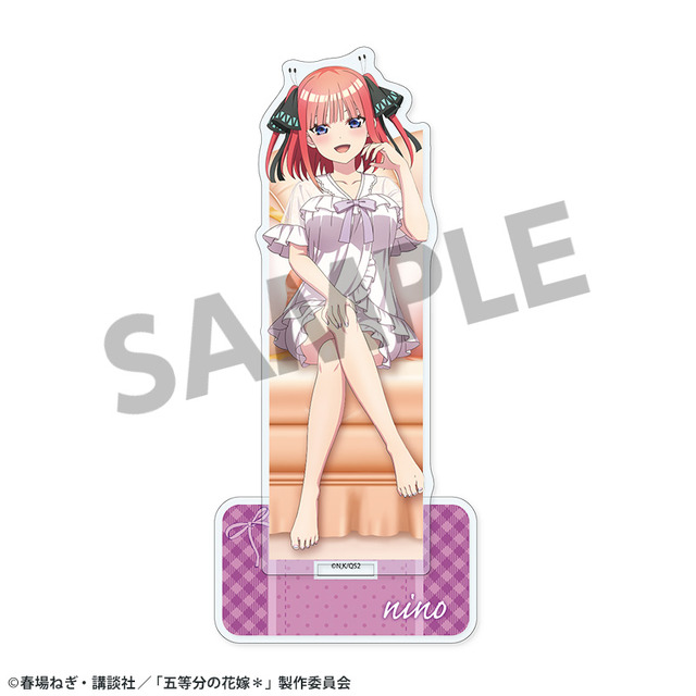 TVスペシャルアニメ『五等分の花嫁＊』描き下ろしアクリルスタンド 中野二乃 ナイトウェアver.（C）春場ねぎ・講談社／「五等分の花嫁＊」製作委員会