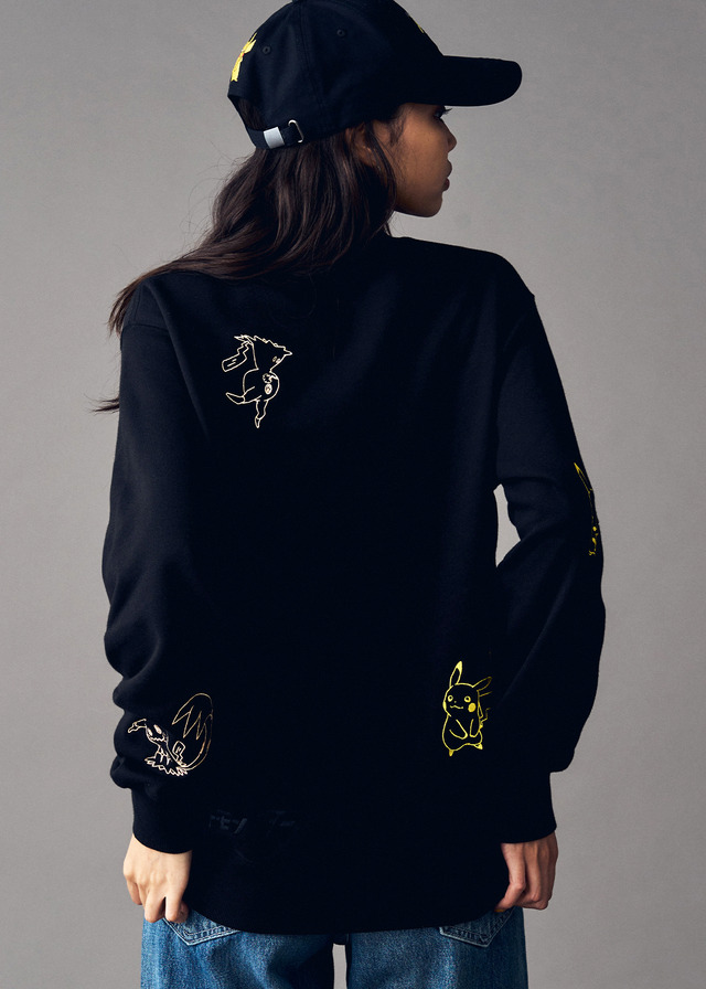 ポケットモンスター×グラニフ「ピカチュウ＆ミミッキュ｜裏毛スウェット」着用イメージ（C）Nintendo・Creatures・GAME FREAK・TV Tokyo・ShoPro・JR Kikaku （C）Pokemon