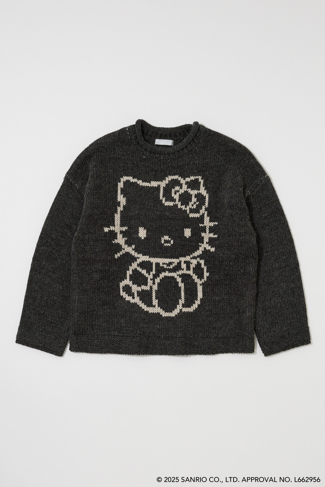 HELLO KITTY×MOUSSY「HELLO KITTY CHUNKY SWEATER　LIGHT BLACK」（C）25 SANRIO CO., LTD. APPR. NO. L662956