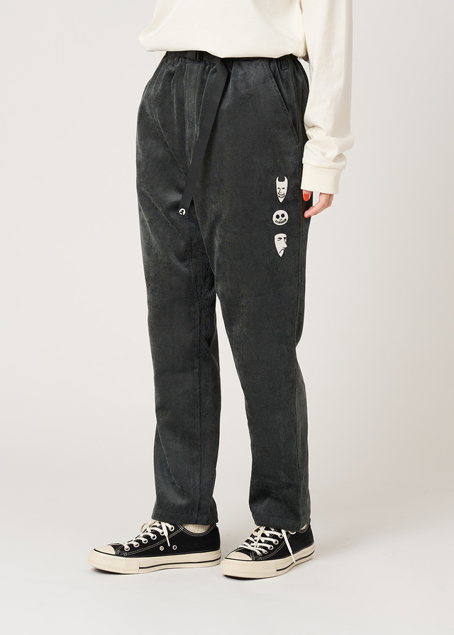 『ナイトメアー・ビフォア・クリスマス』×グラニフ「ハロウィン｜コーデュロイパンツ」（C）Disney