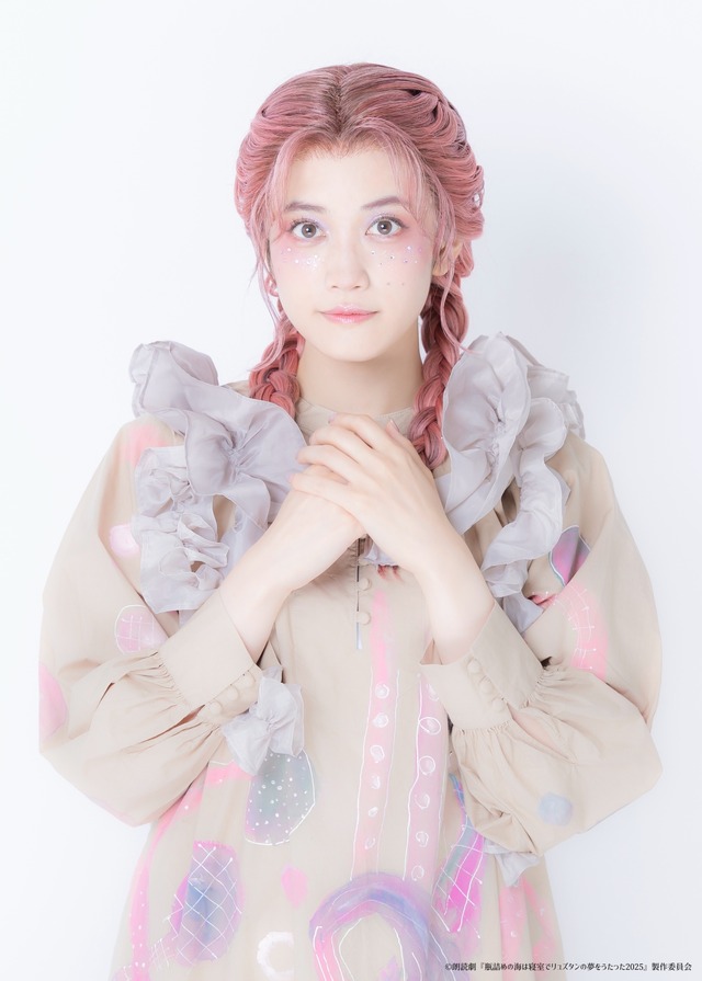 サンゴの姫：小泉萌香