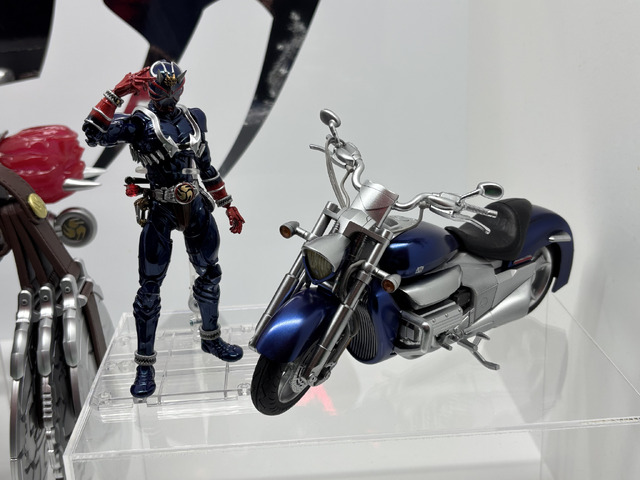 「TAMASHII NATION 2025」実物フィギュア