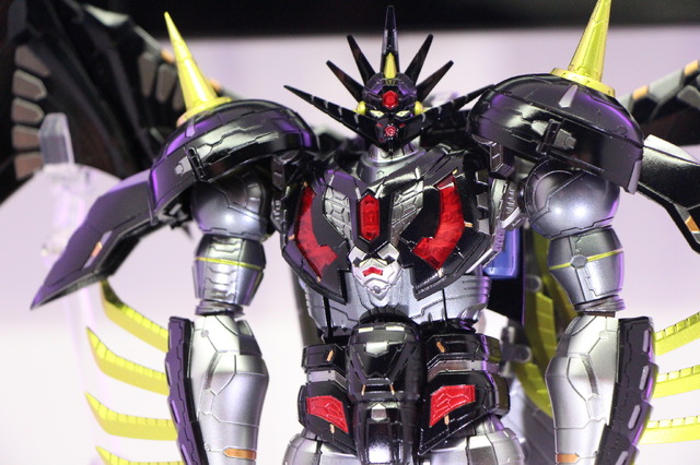 「TAMASHII NATION 2025」実物フィギュア