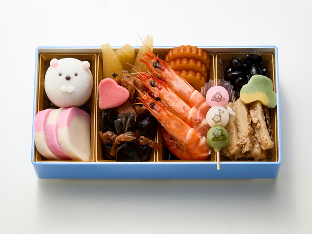 『すみっコぐらし』キャラクターおせちがベルメゾンネットで発売「＜一の重＞　和のお祝い重」（C）2025 San-X Co., Ltd. All Rights Reserved.