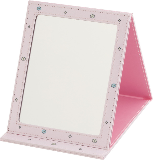 サンエックス「Makeup Rilakkuma 折りたたみミラー」使用イメージ（C）2025 SAN-X CO., LTD. ALL RIGHTS RESERVED.