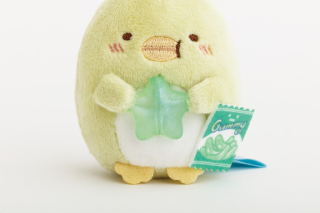 すみっコぐらし「グミグミパーティー」てのりぬいぐるみ　ぺんぎん？（C）2025 SAN-X CO., LTD. ALL RIGHTS RESERVED.