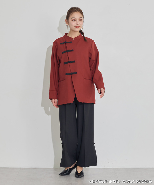 TVアニメ『らんま1/2』× earth music＆ecology Japan Label「チャイナシャツジャケット」ボルドー　着用イメージ（C）高橋留美子・小学館/「らんま1/2」製作委員会