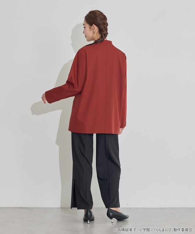 TVアニメ『らんま1/2』× earth music＆ecology Japan Label「チャイナシャツジャケット」ボルドー　着用イメージ（C）高橋留美子・小学館/「らんま1/2」製作委員会