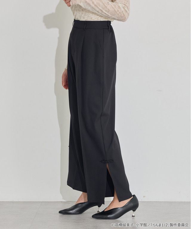 TVアニメ『らんま1/2』× earth music＆ecology Japan Label「チャイナパンツ」ブラック　着用イメージ（C）高橋留美子・小学館/「らんま1/2」製作委員会