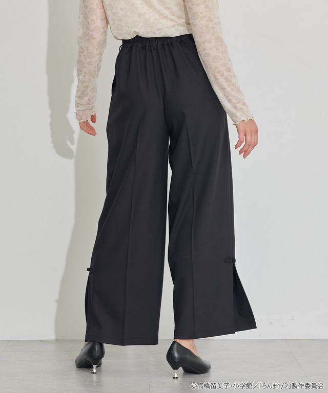 TVアニメ『らんま1/2』× earth music＆ecology Japan Label「チャイナパンツ」ブラック　着用イメージ（C）高橋留美子・小学館/「らんま1/2」製作委員会