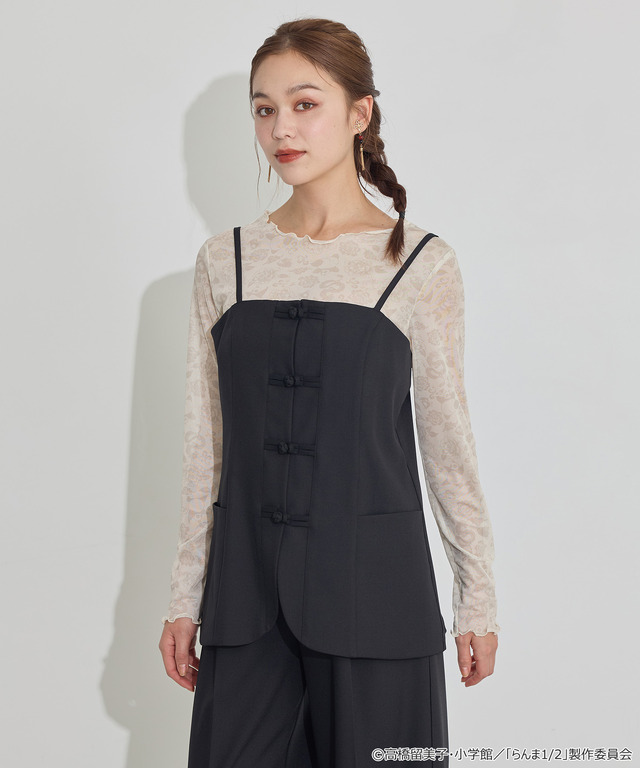 TVアニメ『らんま1/2』× earth music＆ecology Japan Label「チャイナビスチェ」ブラック　着用イメージ（C）高橋留美子・小学館/「らんま1/2」製作委員会