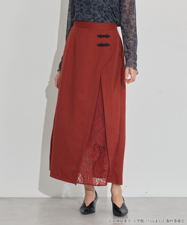 TVアニメ『らんま1/2』× earth music＆ecology Japan Label「チャイナスカート」ボルドー　着用イメージ（C）高橋留美子・小学館/「らんま1/2」製作委員会