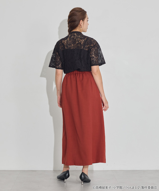 TVアニメ『らんま1/2』× earth music＆ecology Japan Label「チャイナスカート」ボルドー　着用イメージ（C）高橋留美子・小学館/「らんま1/2」製作委員会