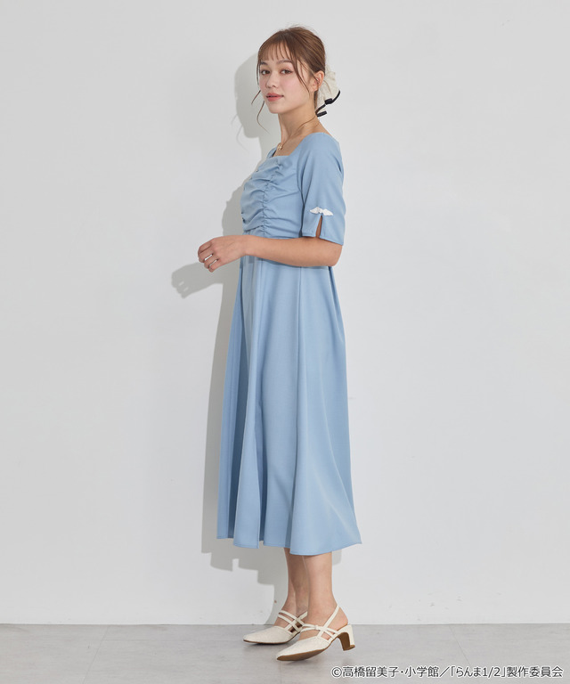 TVアニメ『らんま1/2』× earth music＆ecology Japan Label「チャイナワンピース」ライトブルー　着用イメージ（C）高橋留美子・小学館/「らんま1/2」製作委員会