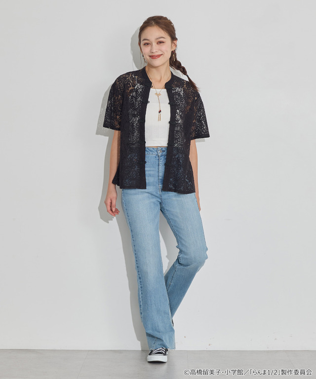 TVアニメ『らんま1/2』× earth music＆ecology Japan Label「チャイナレースシャツ」ブラック　着用イメージ（C）高橋留美子・小学館/「らんま1/2」製作委員会