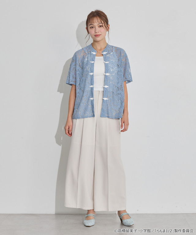 TVアニメ『らんま1/2』× earth music＆ecology Japan Label「チャイナレースシャツ」ライトブルー　着用イメージ（C）高橋留美子・小学館/「らんま1/2」製作委員会