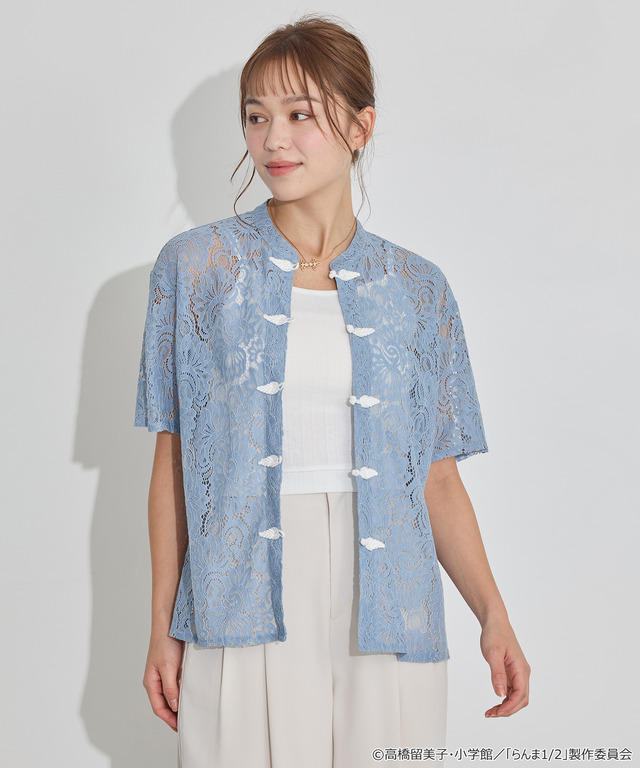 TVアニメ『らんま1/2』× earth music＆ecology Japan Label「チャイナレースシャツ」ライトブルー　着用イメージ（C）高橋留美子・小学館/「らんま1/2」製作委員会