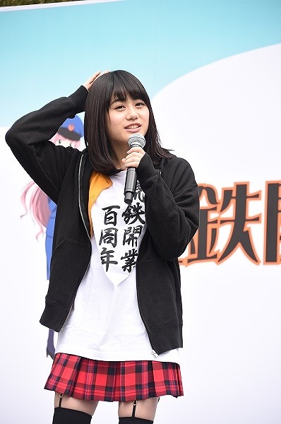 「ろこどる」キャスト陣が流鉄開業100周年を祝福　テープカットにもサプライズ出演