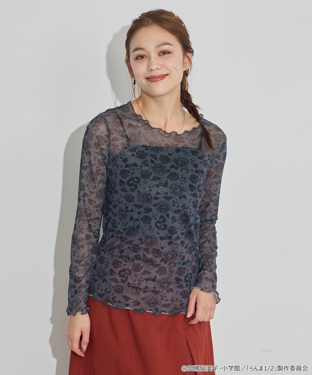 TVアニメ『らんま1/2』× earth music＆ecology Japan Label「シアートップス」ブラック　着用イメージ（C）高橋留美子・小学館/「らんま1/2」製作委員会