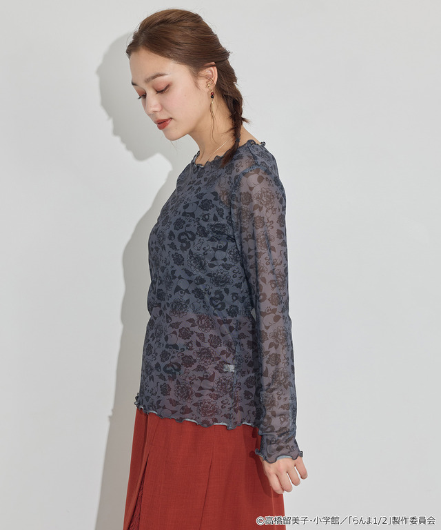 TVアニメ『らんま1/2』× earth music＆ecology Japan Label「シアートップス」ブラック　着用イメージ（C）高橋留美子・小学館/「らんま1/2」製作委員会