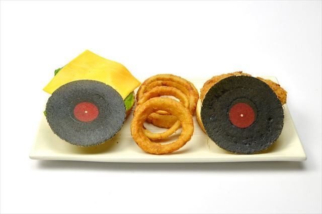 「とんかつDJアゲ太郎 JWアゲアゲ祭り♪ 」池袋で開催 J-WORLD TOKYOで4月1日より