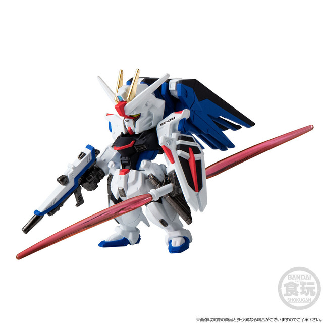 「FW GUNDAM CONVERGE 15周年 ALTERNATIVE SERIES SET【プレミアムバンダイ限定】」フリーダムガンダム