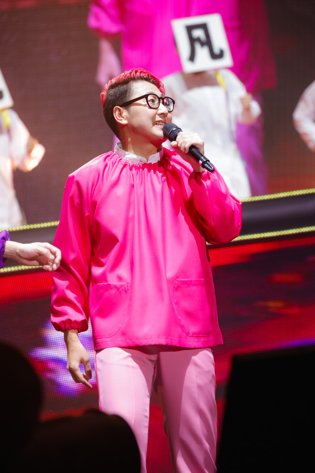 超人的シェアハウスストーリー『カリスマ』ライブツアー「カリスマガンボツアー」レポート／Photo by江藤はんな