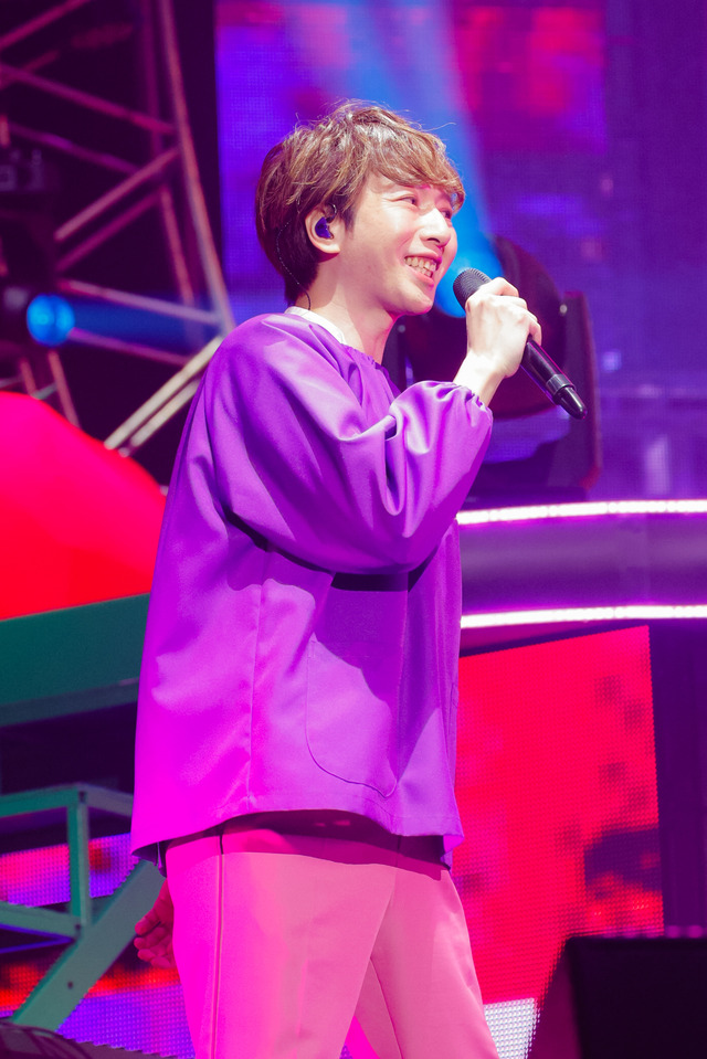 超人的シェアハウスストーリー『カリスマ』ライブツアー「カリスマガンボツアー」レポート／Photo by江藤はんな