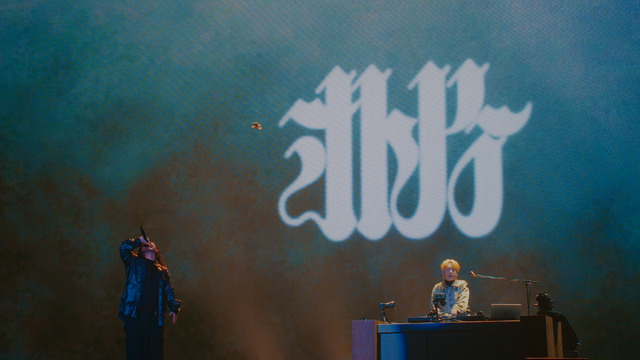 「ダンダダン」主題歌「オトノケ」Creepy Nutsが世界ランキング1位獲得　東京ドームライブ映像を特別公開！