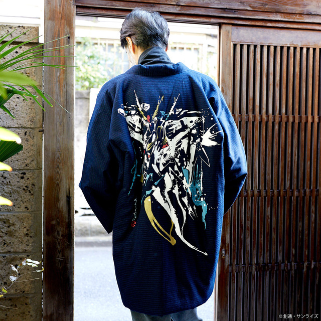 STRICT-G JAPAN 宮田織物『機動戦士ガンダム 閃光のハサウェイ キルケーの魔女』半纏　クスィーガンダム（ネイビー）　着用イメージ