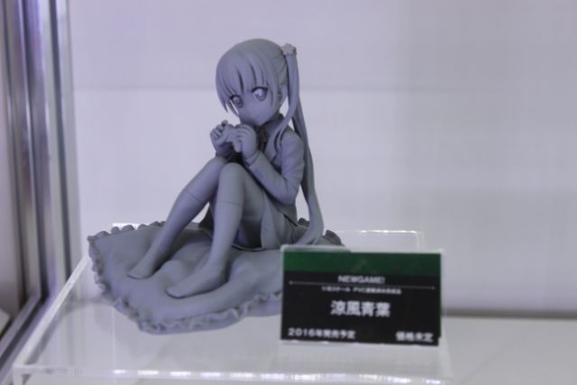 コトブキヤブース、「刀剣乱舞」展示に女性の列！ダンボーグッズ販売も