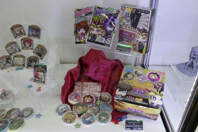 コトブキヤブース、「刀剣乱舞」展示に女性の列！ダンボーグッズ販売も