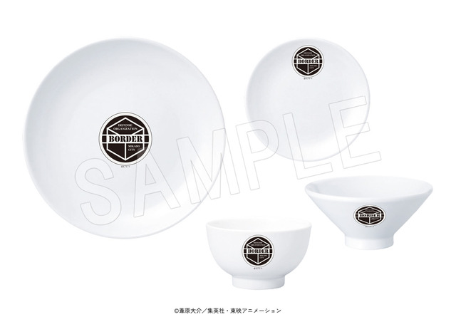 アニメ『ワールドトリガー』食器セット（界境防衛機関 ボーダーver.）（C）葦原大介／集英社・東映アニメーション