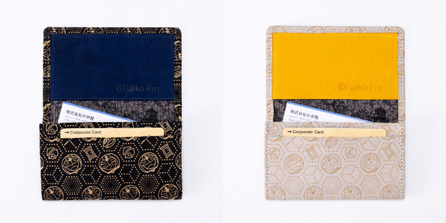 『ドラえもん』甲州印伝のカードケース　使用イメージ