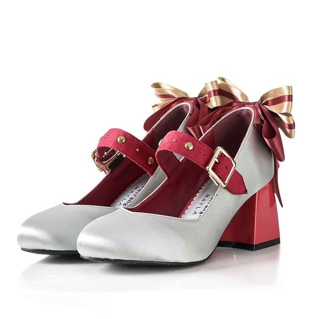 「Fate／strange Fake アイコニック シューズ オブジェ パンプス」セイバー[SV]