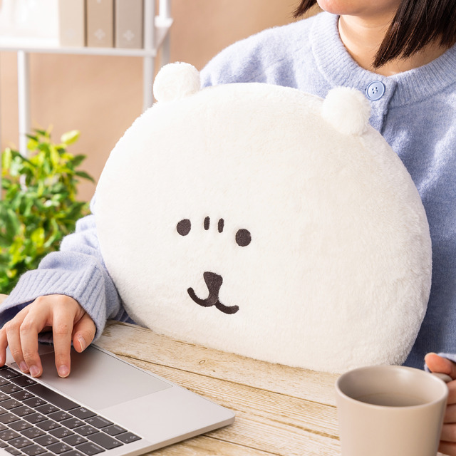 C賞：おかおクッション