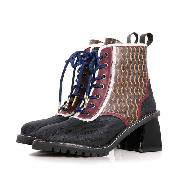 「鬼滅の刃 アイコニック シューズ オブジェ ブーツ」冨岡義勇[NV]