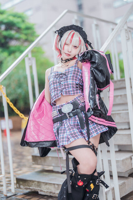 菜柚（X：@n_ay_u）、撮影：ひみ（X：@himi_pi）